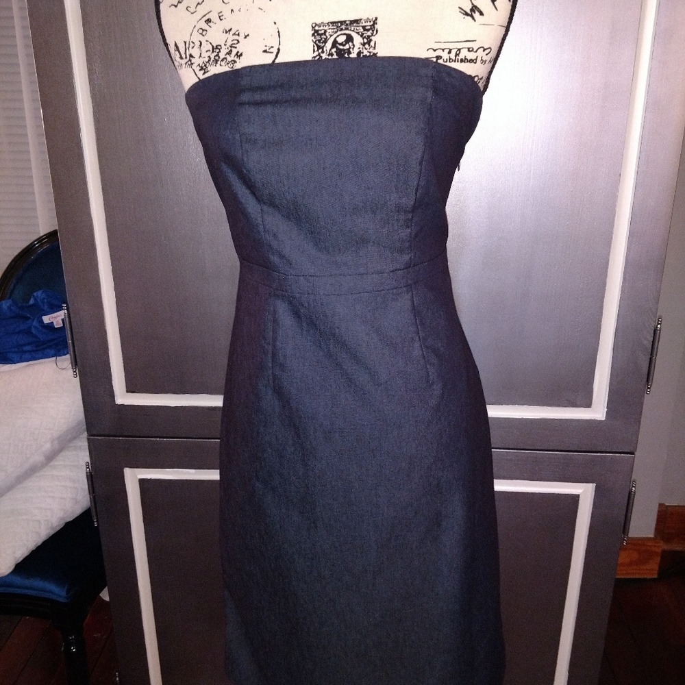 Strapless dress